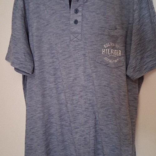 Tommy Hilfiger T-shirt like new, gray and blue with pocket and buttons