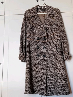 Sarah Lawrence vintage coat beige and black like new, large