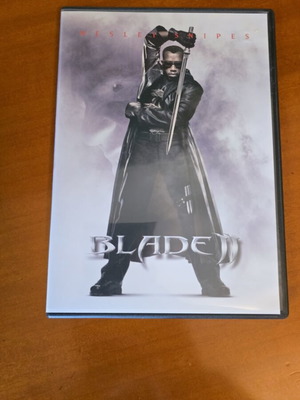 Blade II DVD used, action genre, with subtitles