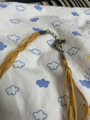 Vintage necklace from the ‘90s used, yellow and orange