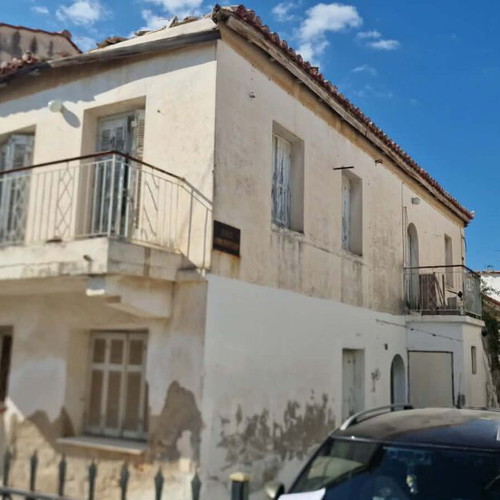 Διώροφη μονοκατοικία στην Αίγινα, 104 m² με 2 υπνοδωμάτια