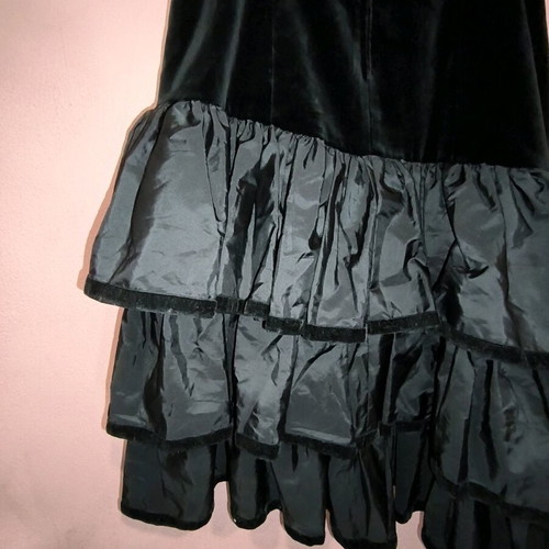 Vintage theatrical dress velvet and taffeta like new, black