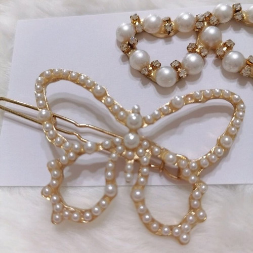 Women’s Hair Accessory Clip Set 2 with Pearls and Crystals new