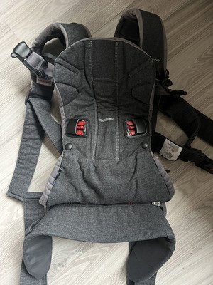 Baby carrier kangaroo used