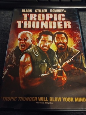 Tropic Thunder DVD like new with English, Spanish, and French subtitles