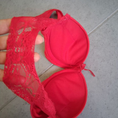 Bra 2 in 1 red, like new