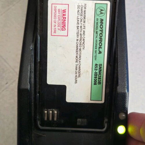 Motorola 7200 used with 2 batteries and charging base