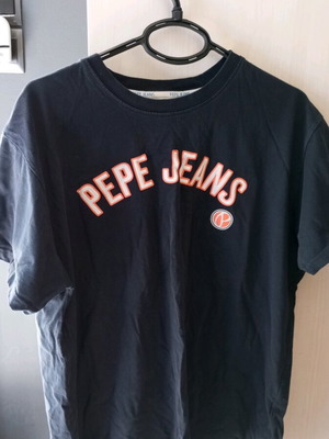 Pepe Jeans t-shirt like new, blue and orange, size L