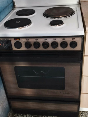 Izola electric stove used