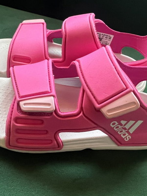 Adidas Swim Sandals Size 32 Pink Like New