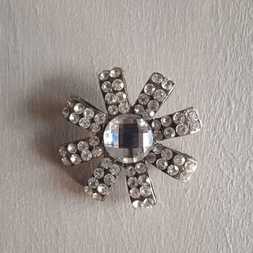 Lapel pins used, set of 3 pieces