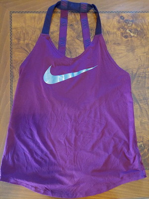 Nike Dri-Fit Breathe Tank like new, size S