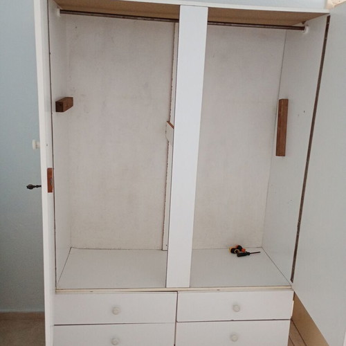 Wardrobe two-door with four drawers new