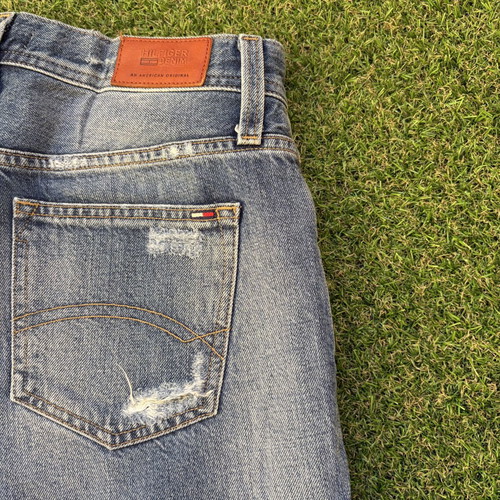 Tommy Hilfiger women's jeans like new, light blue, ripped