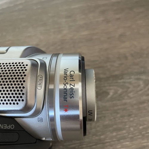 Sony Handycam DCR-DVD505 Vintage Camcorder like new