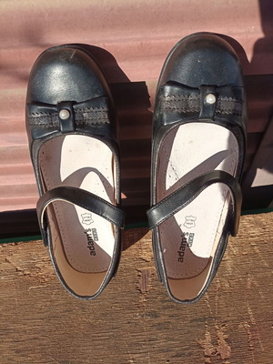Adams Kids leather ballerina shoes black, like new, size 35