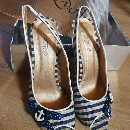 I-Doll Navy Stiletto Sandals Like New