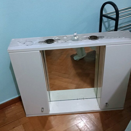 Bathroom furniture like new with sink, faucet and mirror