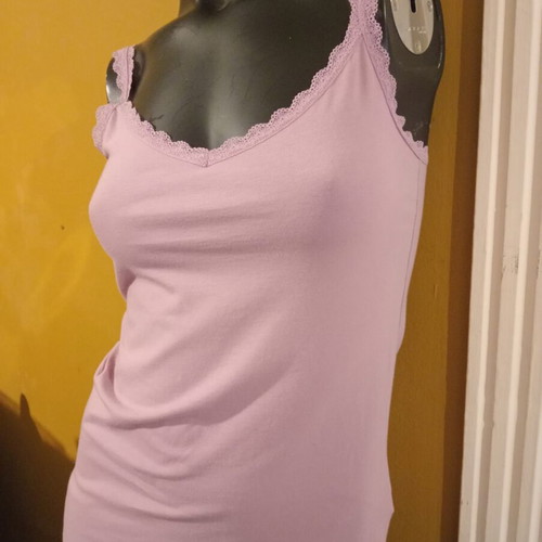 Marks and Spencer sleeveless top with elastic lace, light lilac