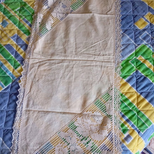 Vintage table runner like new, beige color