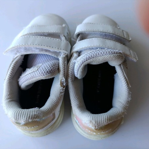 Adidas sports shoes used, size UK 6 (22-23)