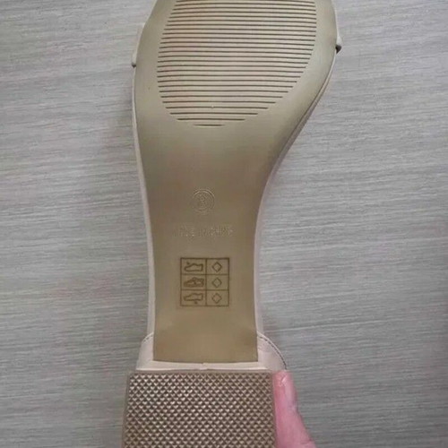 Coast Thelma sandals with ankle strap and mid heel, new, size 41
