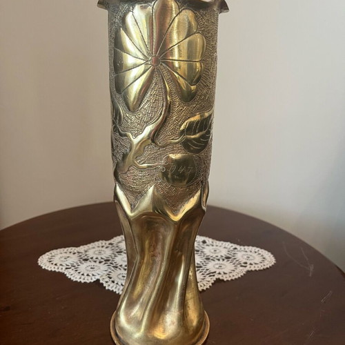 Artillery shell used decorative vase brass from World War II