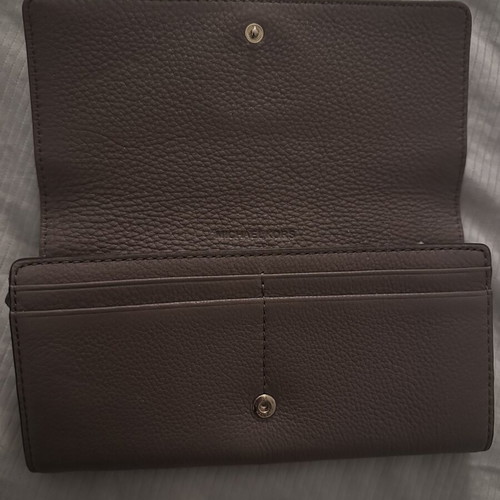 Michael Kors wallet beige, like new