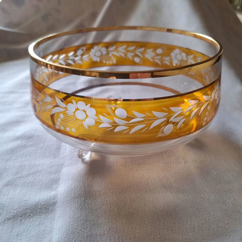 Crystal bowl with amber taillé border like new