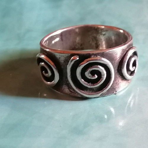 Silver 925 ring with embossed spirals new, size 52 (US 6.5)