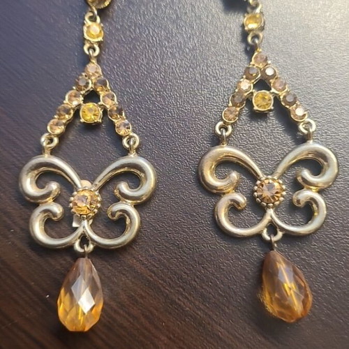 Vintage earrings like new, gold-colored