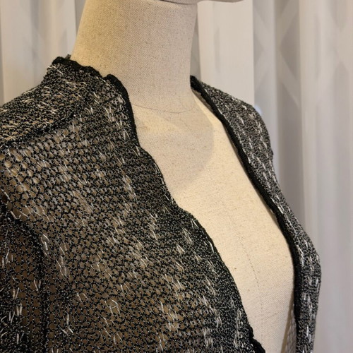 Siste's knitted cardigan like new, black with unique knit design