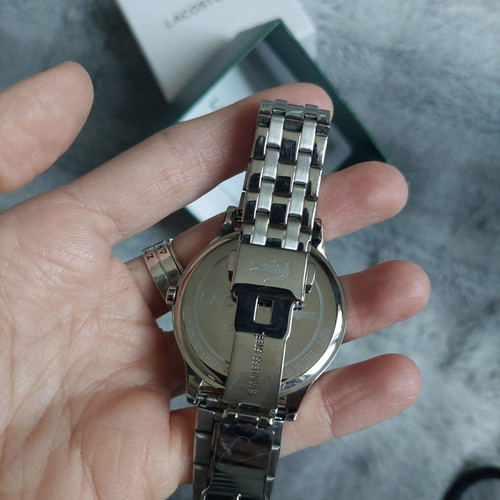 Lacoste women's wristwatch used with 17 cm diameter