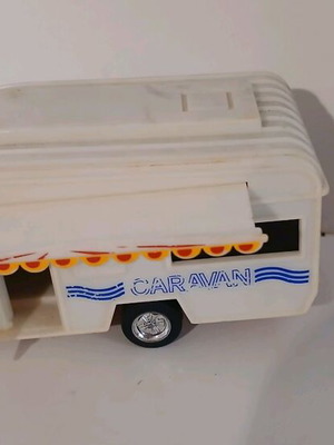 Welly No9271 Caravan Toy Car used