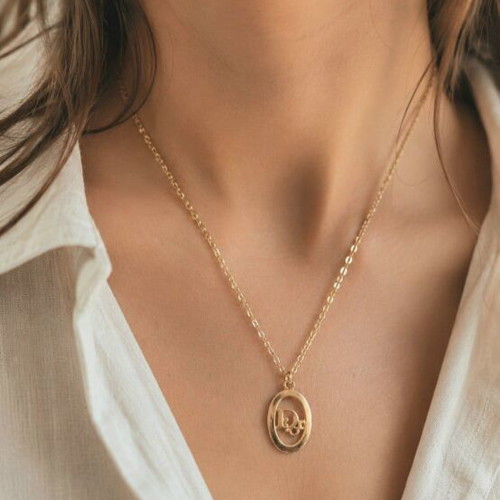Vintage Dior necklace from the 1980s, gold