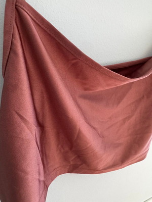 Crop top, like new, pink and red