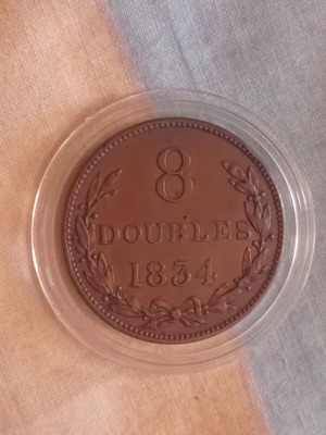 8 Doubles coin from Guernsey 1834 used, copper