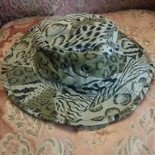 Safari hat used unisex size M
