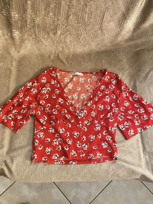 Pull&Bear boho top red new, size M
