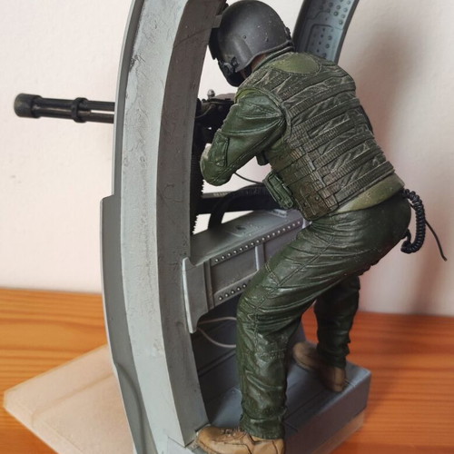 McFarlane Military Series 6 Air Force Helicopter Gunner action figure, 21 cm