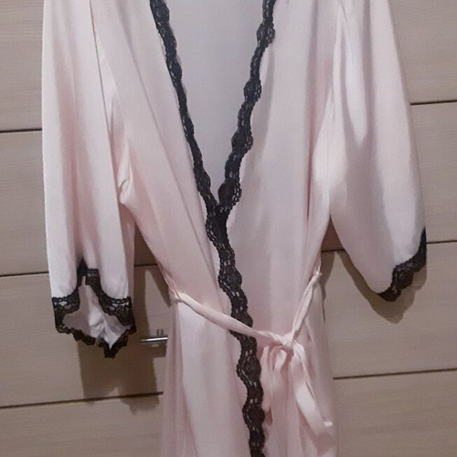 Oriflame Sweden Satin Robe pink with black lace new Large/XLarge