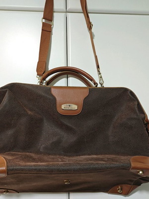 David Jones large travel bag like new, brown