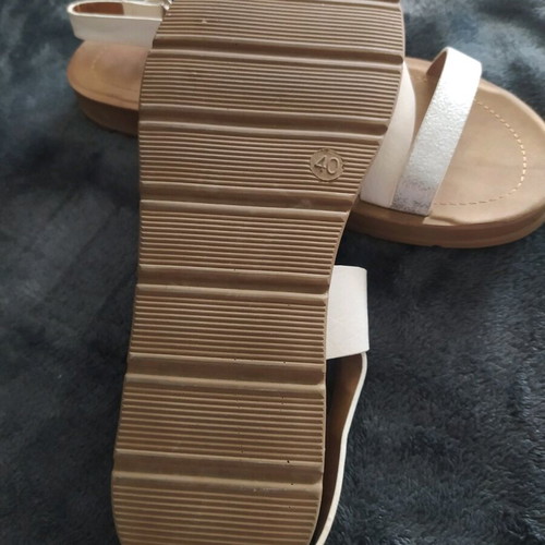 Women's sandals used, size 40, white and gray