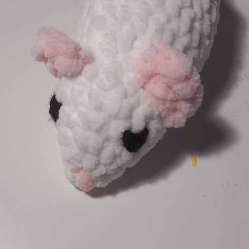 Handmade knitted mouse keychain, new, white and pink