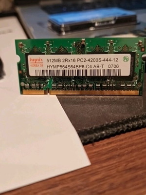 Μνήμη RAM DDR2 512MB για λάπτοπ