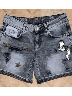Denim shorts BSB like new, grey with patches and sequins