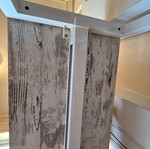Desk 1.60x0.60m with white metal frame and decape surface