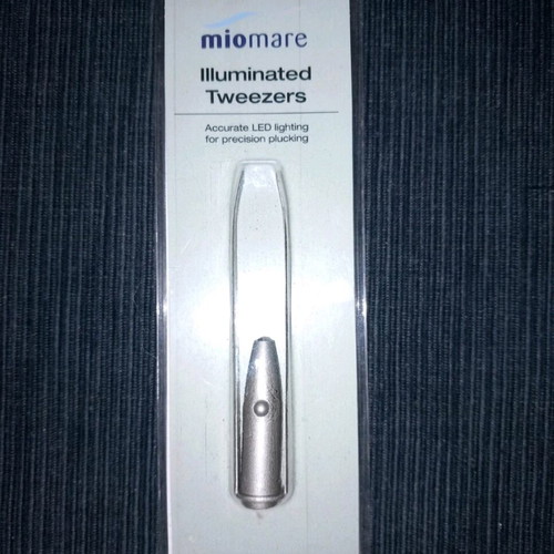 Illuminated eyebrow tweezers new, unused
