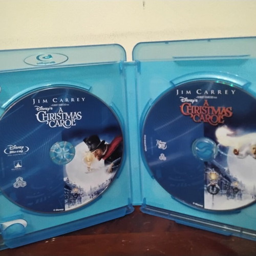 A Christmas Carol Blu-Ray like new, 2D and 3D with subtitles