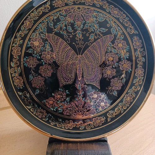 Decorative wall plate vintage 24k gold 24cm diameter